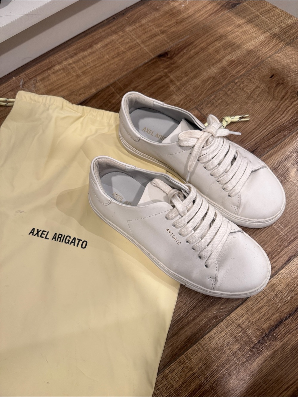 Axel Arigato Cream Leather Low-Top Sneakers